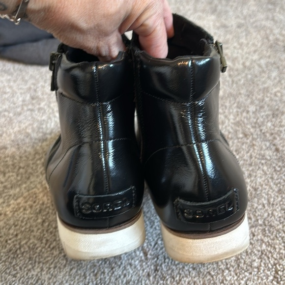 Sorel Harlow Zip Wedge Booties - Picture 7 of 10
